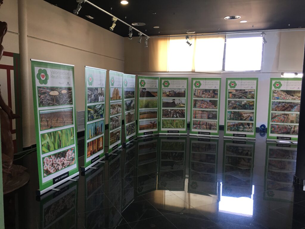 Exposiciones públicas sobre medio ambiente en Cáceres