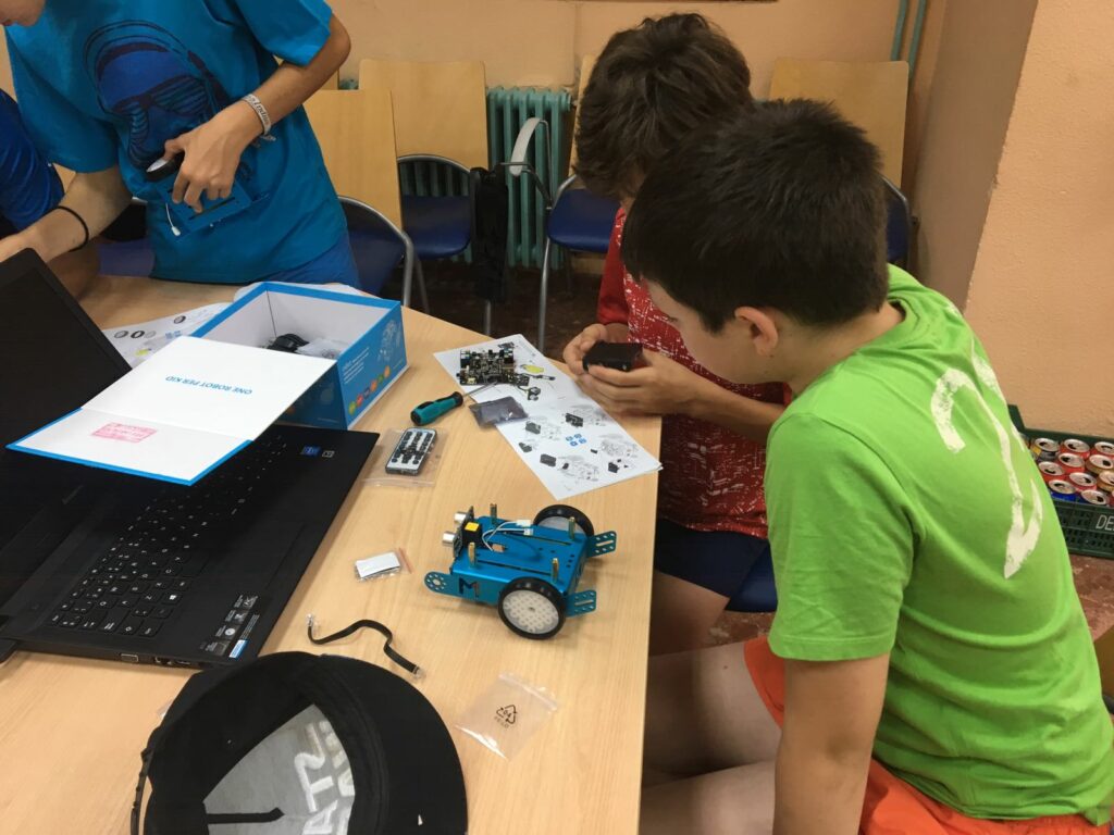 Eventos infantiles de robótica en Cáceres